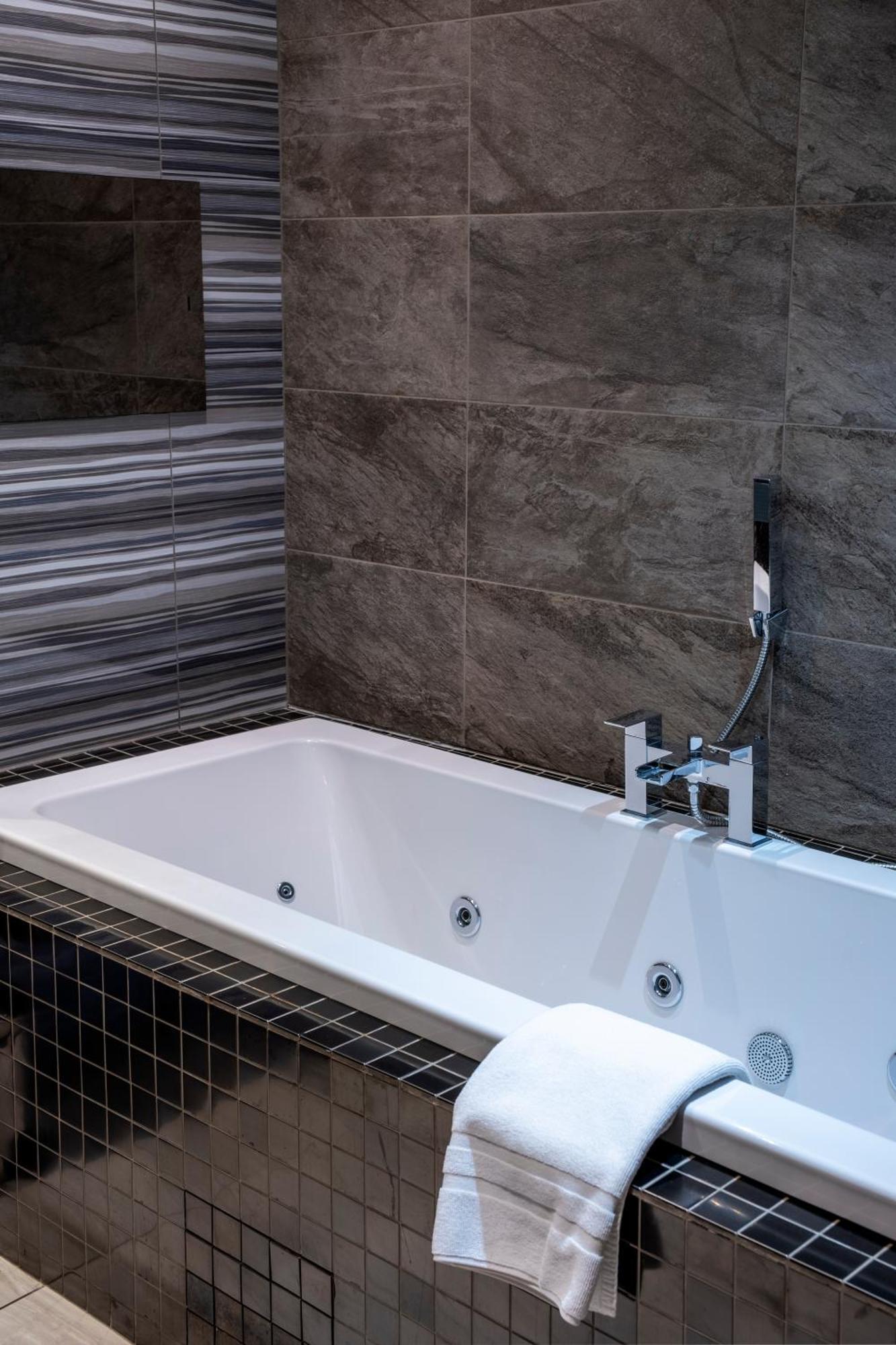 Derwent Manor Boutique Hotel Consett Esterno foto